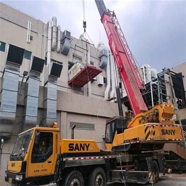 九寨沟租赁大型汽车吊，助力工程项目高效进行