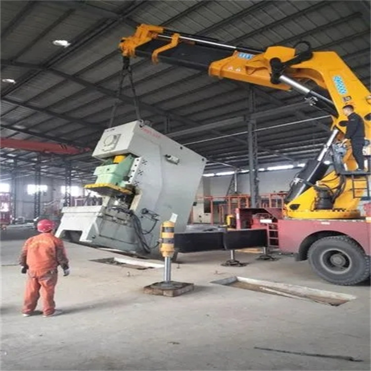 九寨沟80吨折臂吊车出租附近电话