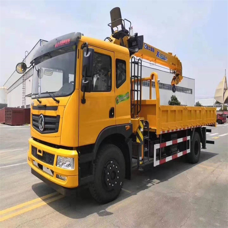 九寨沟附近找一辆随车吊出租