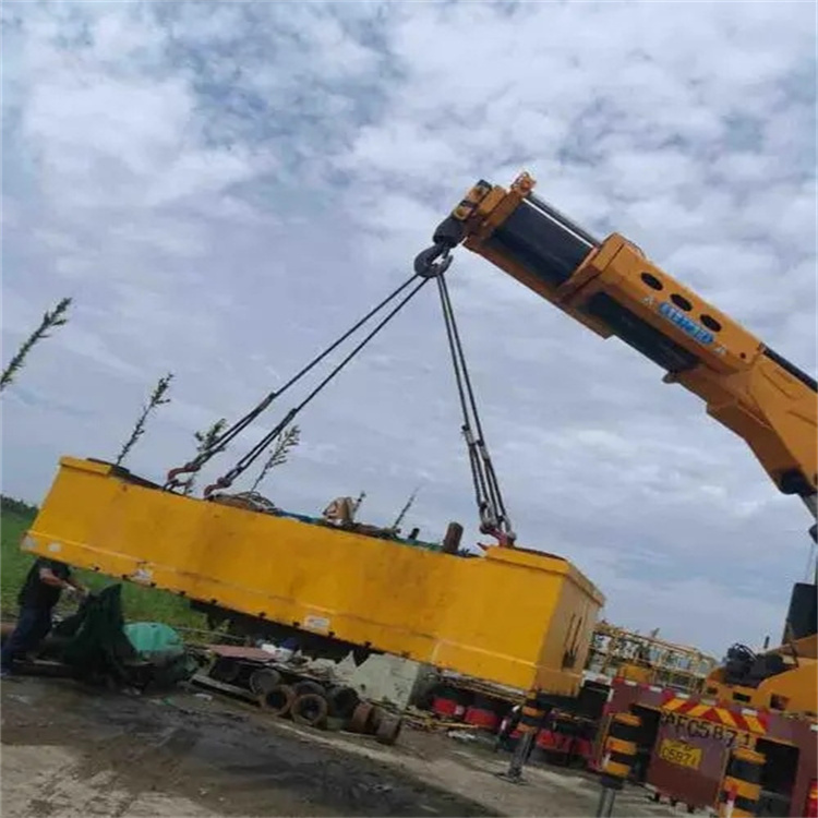 九寨沟随车吊吊集装箱怎么吊