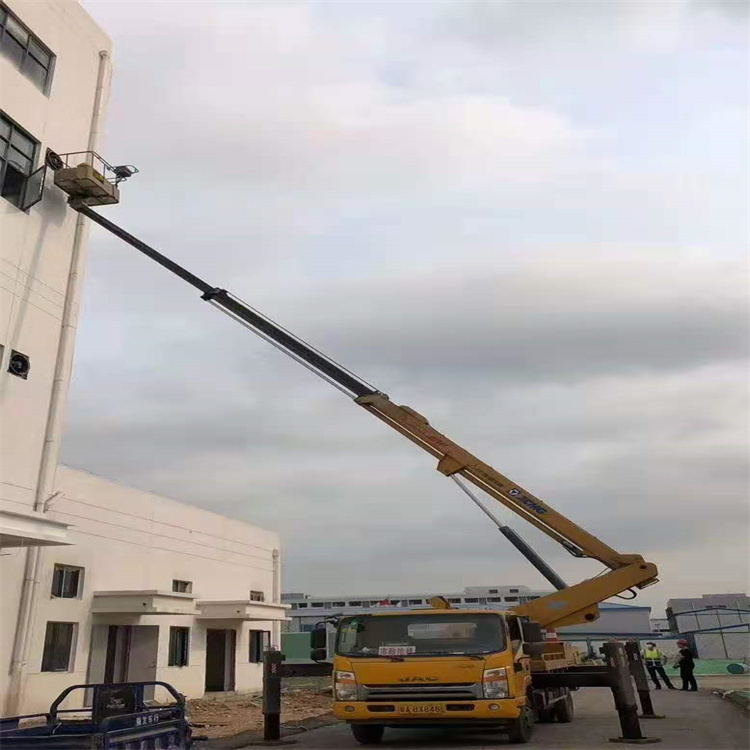 九寨沟附近高空车出租|市政施工/设备安装专用|随叫随到|亿立达设备租赁